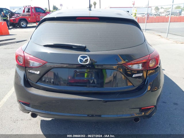 3MZBN1L32JM238238 Mazda Mazda3 Touring