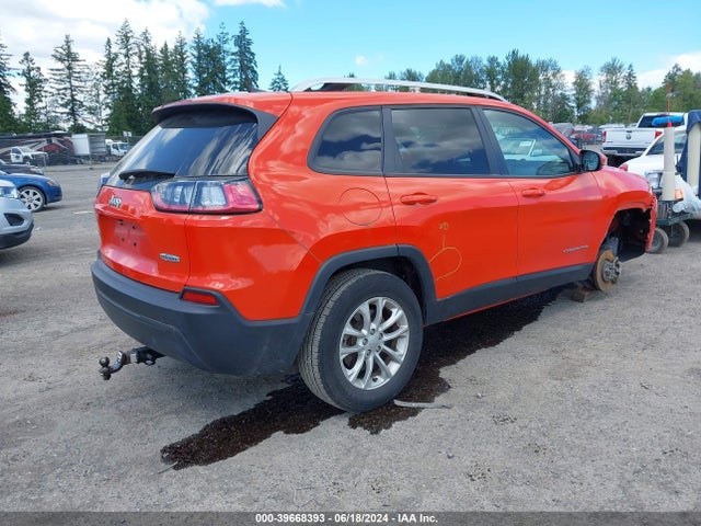 1C4PJMCB2MD124589 Jeep Cherokee Latitude 4x4