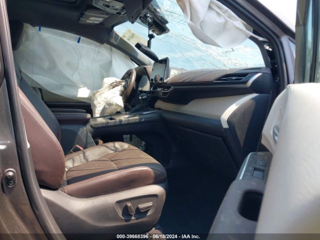 5TDESKFC5PS104200 Toyota Sienna Platinum