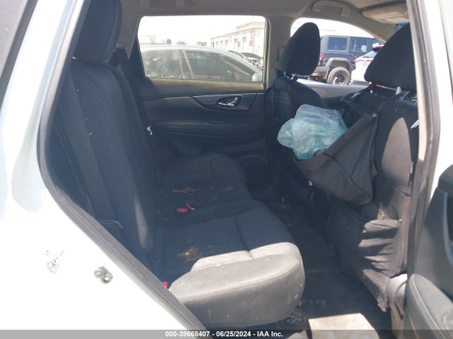 Nissan ROGUE S 2017 KNMAT2MV4HP510660 Image 8