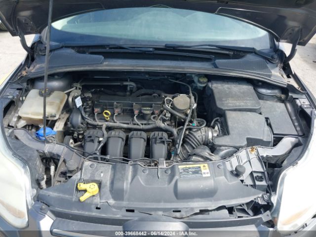 1FADP3K26EL266762 Ford FOCUS SE