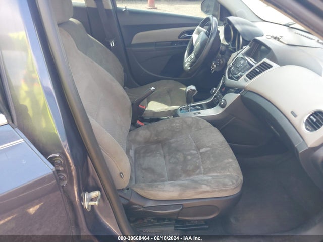 Chevrolet Cruze 1lt Auto 2014 1G1PC5SB0E7257829 Image 5