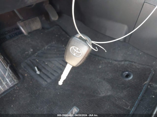 Toyota COROLLA LE 2016 5YFBURHE2GP386633 Image 11