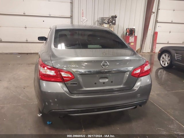 Nissan Altima 2.5 S 2017 1N4AL3APXHC181679 Image 17
