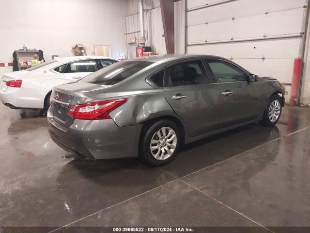 Nissan Altima 2.5 S 2017 1N4AL3APXHC181679 Image 4