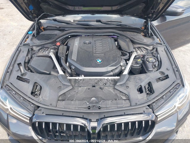 WBA53BJ06NWX58935 BMW 540 I