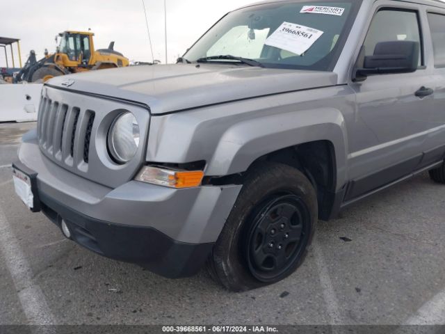 1C4NJPBA2GD711879 Jeep Patriot Sport