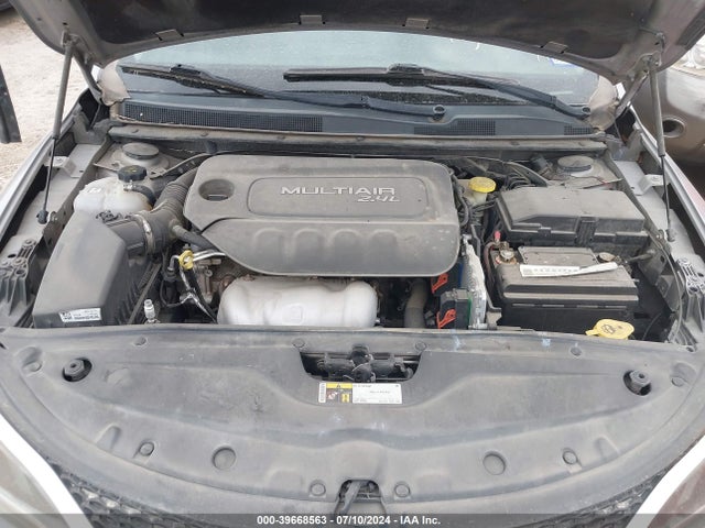 Продаж на аукціоні авто 2015 Chrysler 200 Limited, vin: 1C3CCCAB4FN739717, номер лоту: 39668563