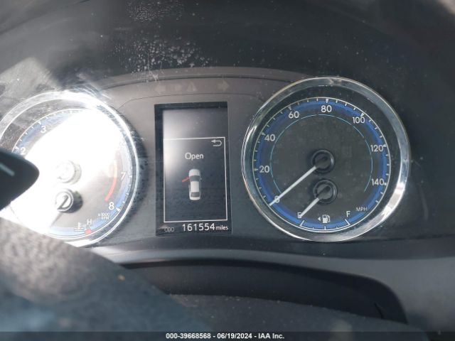 5YFBURHE9HP652683 Toyota COROLLA SE