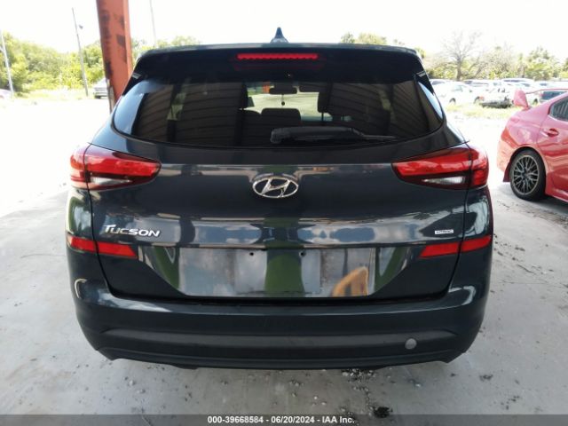 KM8J2CA42KU863519 Hyundai TUCSON SE