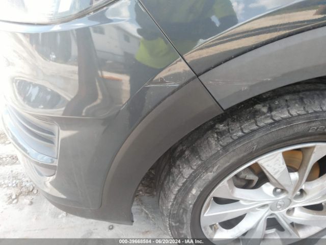 KM8J2CA42KU863519 Hyundai TUCSON SE