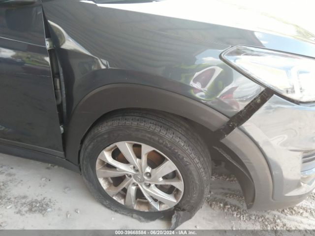 KM8J2CA42KU863519 Hyundai TUCSON SE