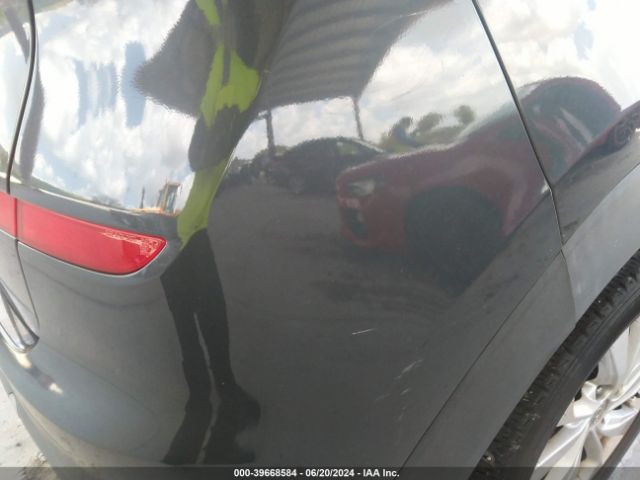 KM8J2CA42KU863519 Hyundai TUCSON SE