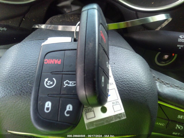 1C3CCCAB6HN510149 Chrysler 200 Limited Platinum