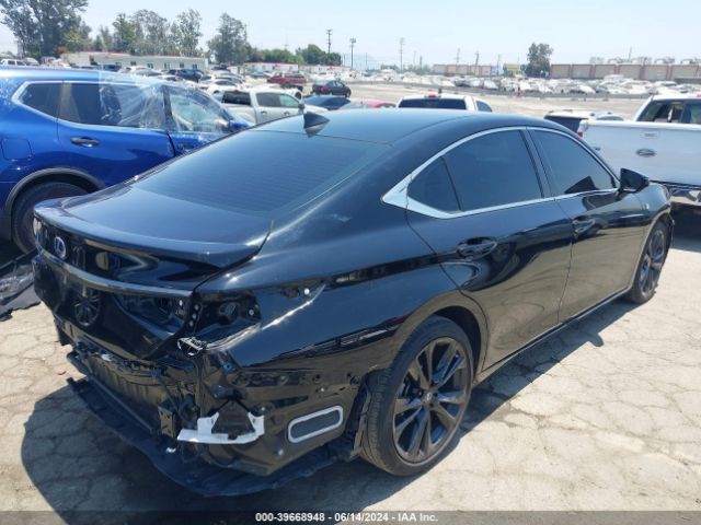 58AGA1C18NU020863 Lexus Es 300h F Sport