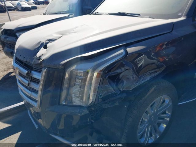 1GYS3AKJXJR126577 Cadillac Escalade Standard