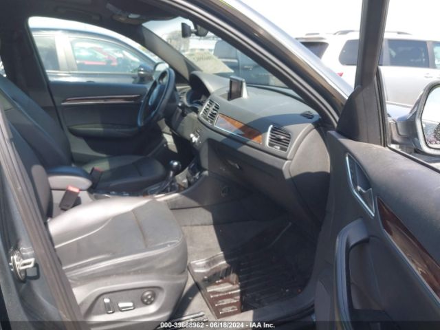 WA1HCCFS3HR000290 Audi Q3 2.0t Premium