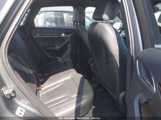 WA1HCCFS3HR000290 Audi Q3 2.0t Premium
