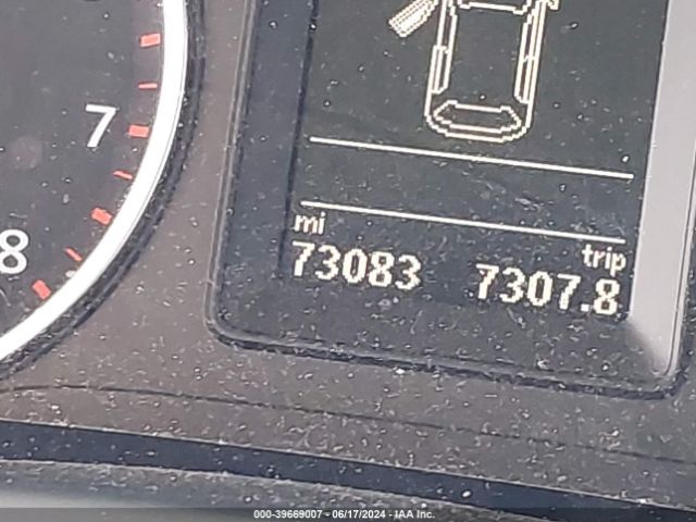 WVGAV7AX4HK009354 Volkswagen Tiguan 2.0t/2.0t S