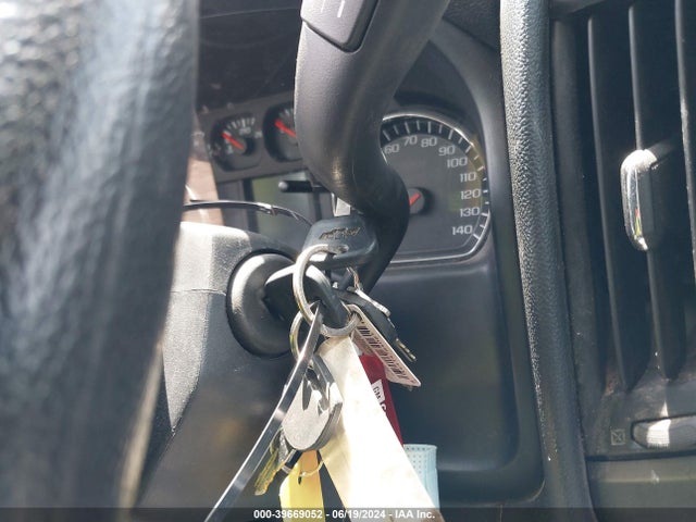 Chevrolet Silverado 1500 Wt 2017 1GCNCNEC5HZ176174 Image 11