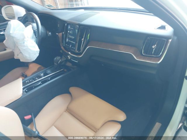 LYVA22RK8KB214691 Volvo Xc60 T6 Momentum