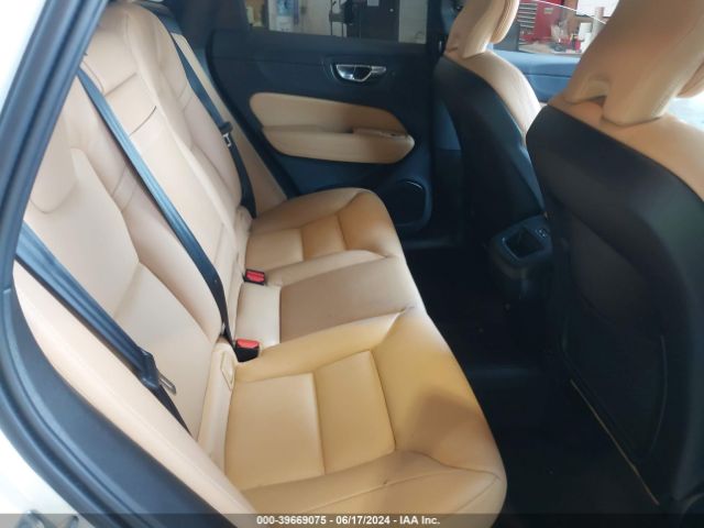 LYVA22RK8KB214691 Volvo Xc60 T6 Momentum