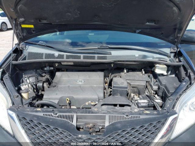 5TDKK3DC5GS719745 Toyota Sienna Le 8 Passenger