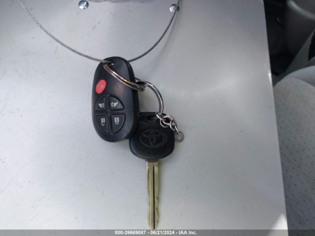 5TDKK3DC5GS719745 Toyota Sienna Le 8 Passenger