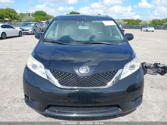 5TDKK3DC5GS719745 Toyota Sienna Le 8 Passenger