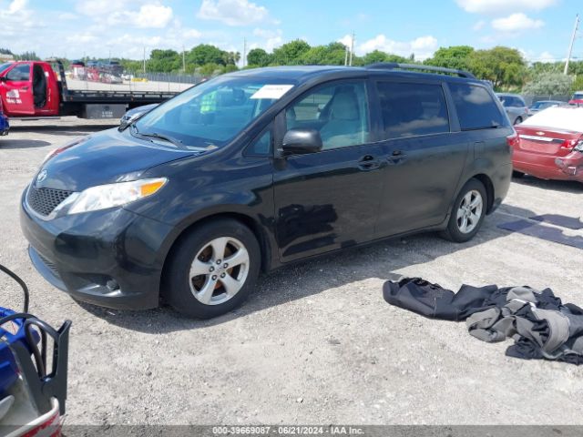 5TDKK3DC5GS719745 Toyota Sienna Le 8 Passenger