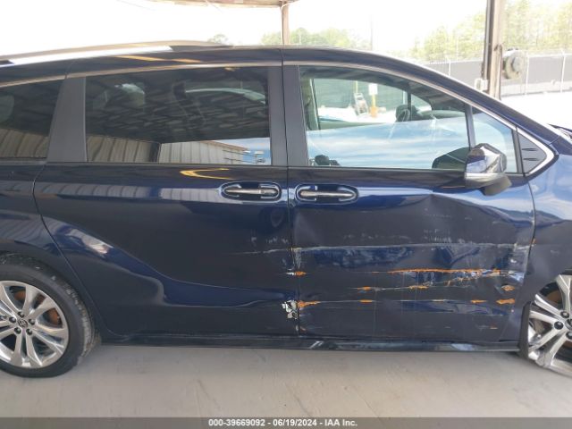 5TDERKEC3RS183317 Toyota Sienna Platinum