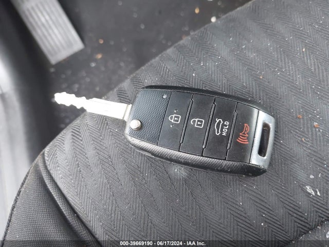 KIA FORTE LX 2016 KNAFK4A61G5565706 Image 11