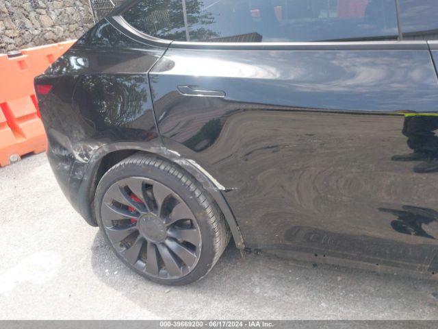 5YJYGDEF2LF016046 Tesla Model Y Long Range Dual Motor All-wheel Drive/performance Dual Motor All-wheel Drive