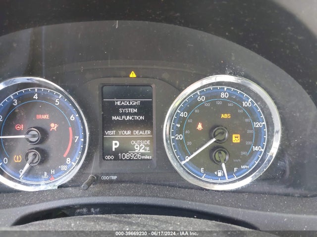 Toyota COROLLA LE 2018 2T1BURHE3JC022681 Image 7