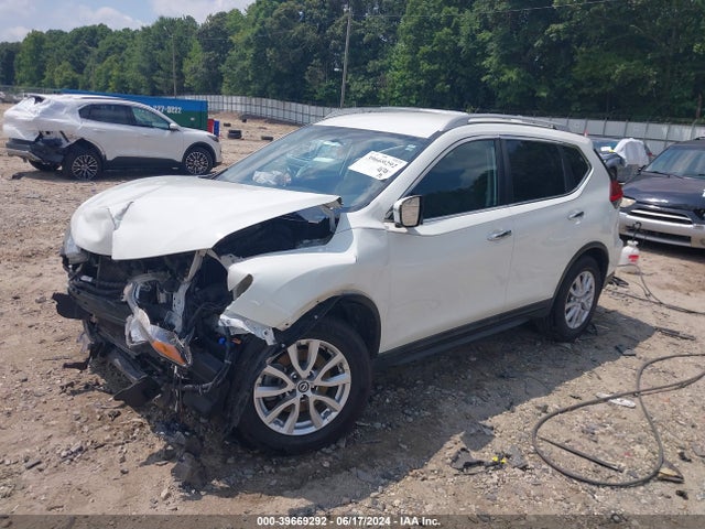 Nissan ROGUE SV 2017 5N1AT2MN2HC827100 Image 2