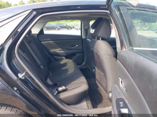 5NPLN4AG1NH053804 Hyundai ELANTRA SEL