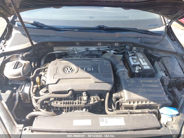 3VW4T7AUXGM054011 Volkswagen Golf Gti Se 4-door