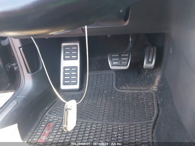 3VW4T7AUXGM054011 Volkswagen Golf Gti Se 4-door
