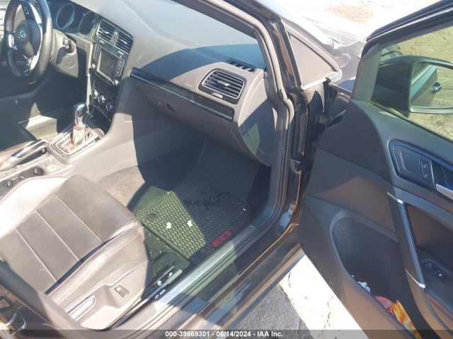 3VW4T7AUXGM054011 Volkswagen Golf Gti Se 4-door