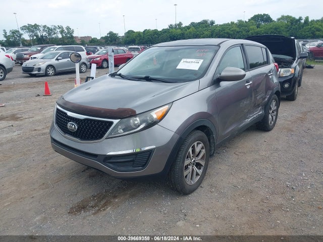 KIA Sportage Lx 2016 KNDPB3AC2G7796285 Image 2