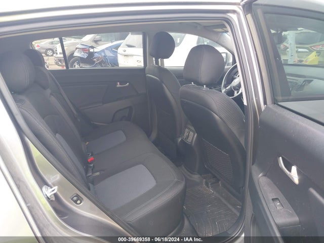 KIA Sportage Lx 2016 KNDPB3AC2G7796285 Image 8