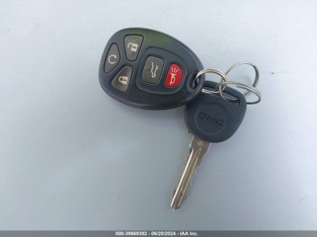 1GKKVTKD5GJ212087 GMC Acadia Denali