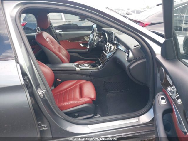 WDDWF4JBXJR375736 Mercedes-Benz C 300