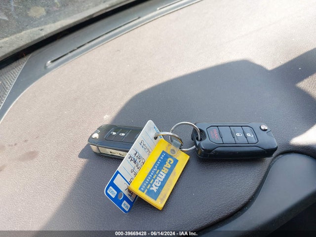Jeep Renegade Latitude 2015 ZACCJBBTXFPB87974 Image 11
