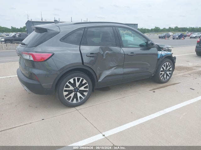 1FMCU9BZ8LUB62386 Ford Escape Se Sport Hybrid