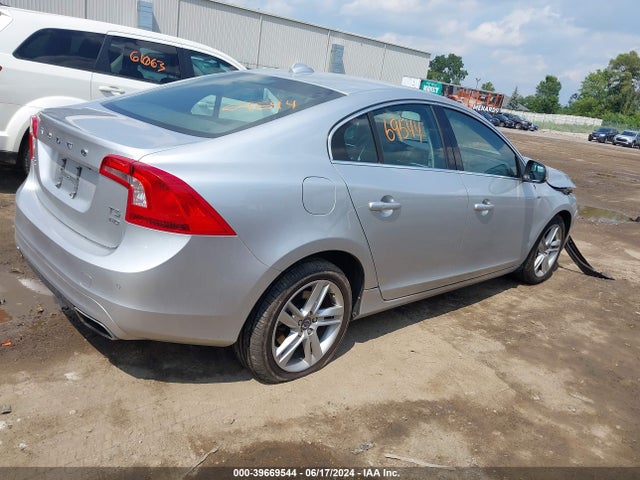 YV1612TC0F1309716 Volvo S60 T5 Premier Plus