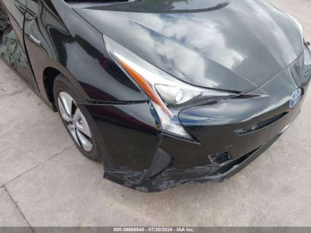 Toyota Prius Four 2016 JTDKARFUXG3021158 Image 18
