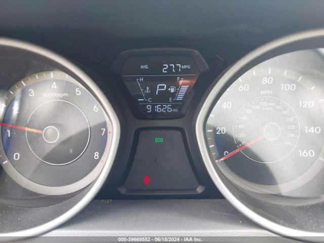 KMHDH4AE8GU583685 Hyundai ELANTRA SE