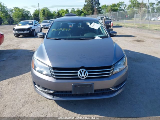 1VWAT7A32EC112962 Volkswagen Passat 1.8t Wolfsburg Edition