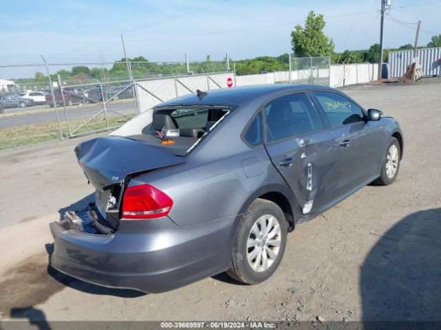 1VWAT7A32EC112962 Volkswagen Passat 1.8t Wolfsburg Edition